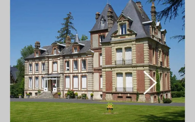 hotelImage