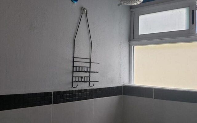 El Gran Hostal - Bed in 6 People Dorm 16