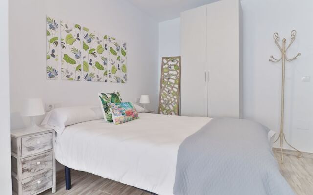 Nice Studio Torre del Mar Beach