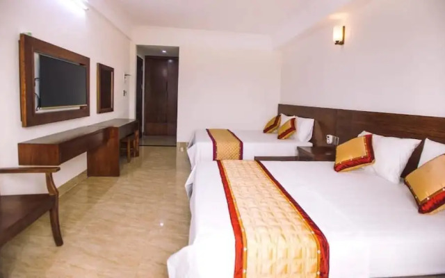 Tu Phuong Hotel TH by Bay Luxury