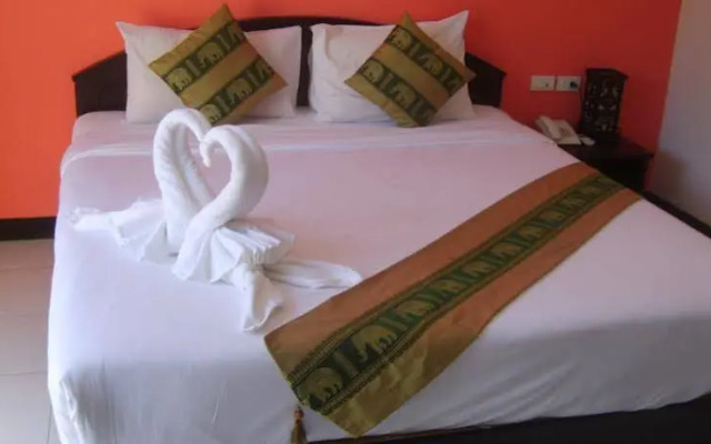 Patong Bay Guesthouse