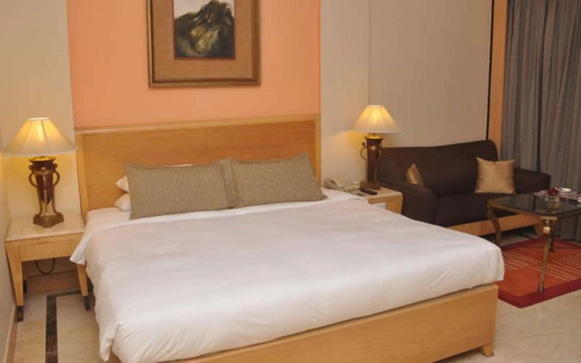 The Hans Hotel New Delhi