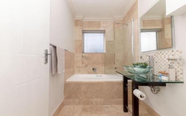 Century on Lake Luxury Apartments