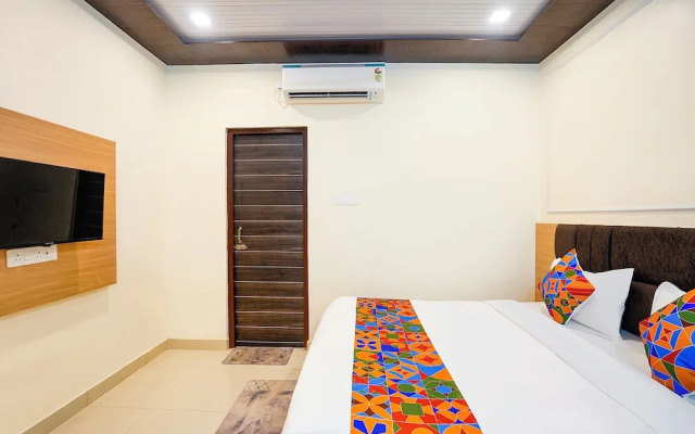Fabhotel Paramhans Guest House