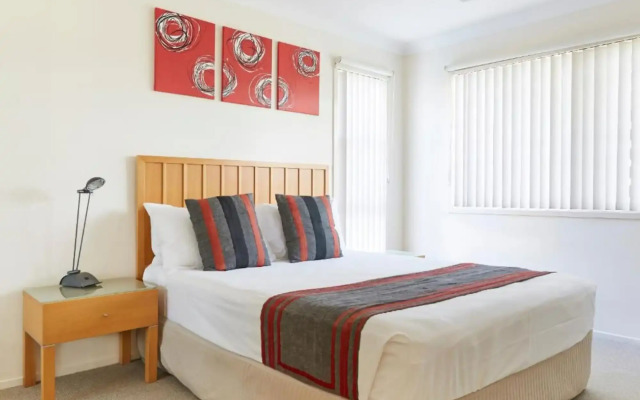 NRMA Treasure Island Holiday Resort