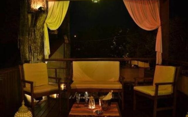 Passaros Suite Hotel