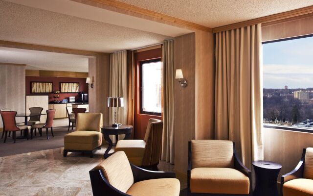 Sheraton Suites Wilmington Downtown