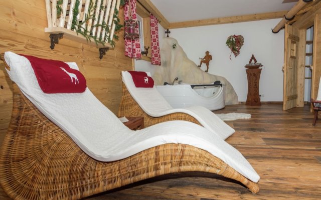 Quaint Holiday Home in Feldwies near Ski Area