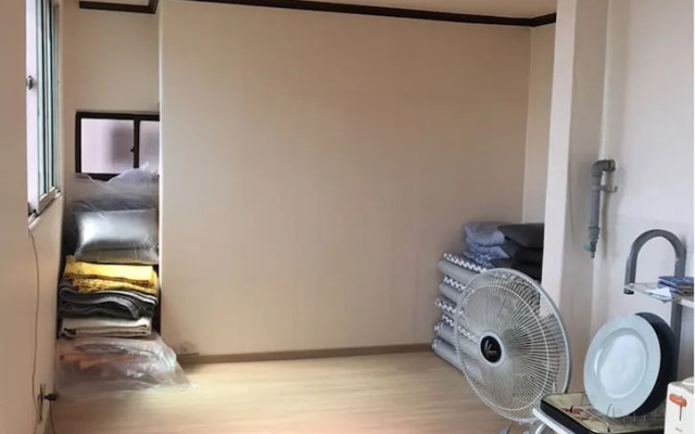 Backpack Season 2 Guesthouse - Hostel