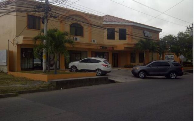 Hotel Cibeles La Ceiba