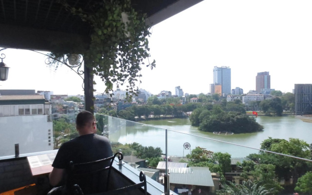 Centre Point Hanoi Hotel
