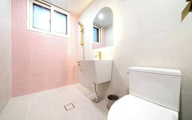 hotel77