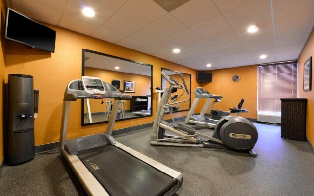 Holiday Inn Express Crestwood by IHG