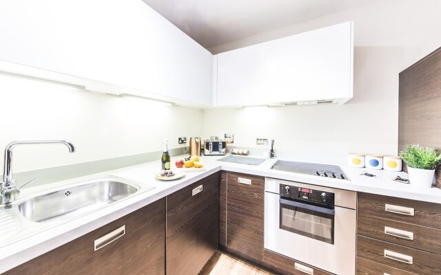 First Stay Apartments - The Postbox Suite