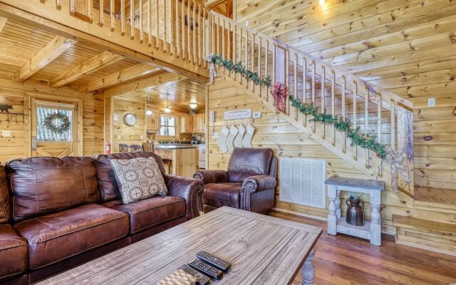 Cozy Bear 2 Bedroom Cabin