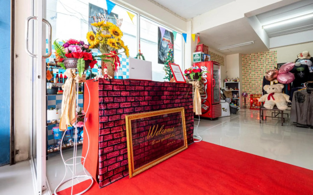 Reddoorz SI - FAH @ Bangsaen Hotel