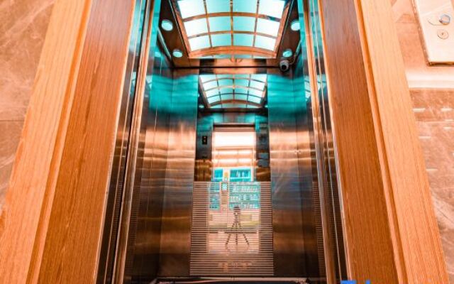 Rugao Yunlai Jurong Hotel