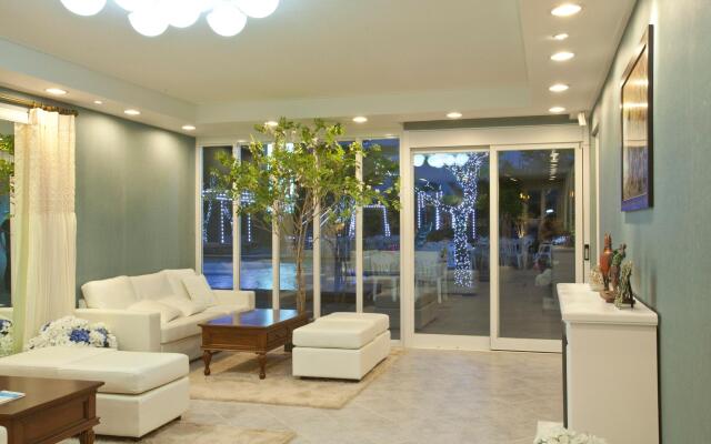 The Blue Hill Condo
