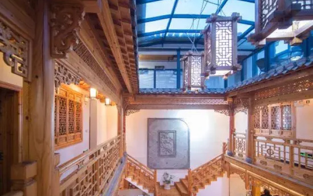 Siyue Homestay (Hongcun Scenic Area Branch)