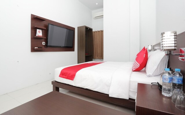 Hotel Royal by OYO Rooms