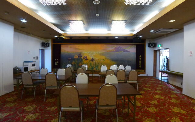 New Makomo Hotel