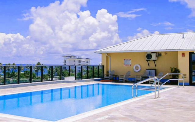 Vistalmar Beach Resort