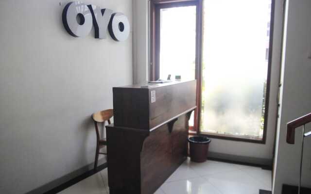 Oyo 964 Bandung Central Guest House