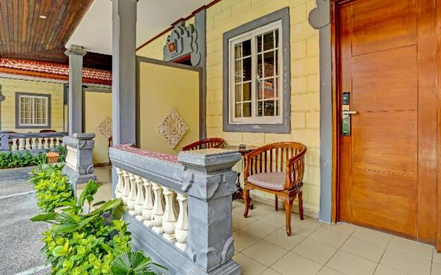 Collection O 91081 New Arena Hotel