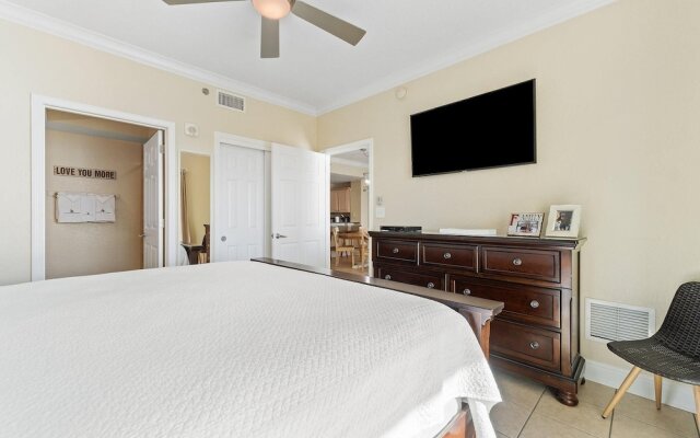 Crystal Shores West 902