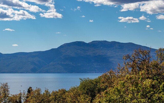 Awesome Apartment in Kostrena With Wifi and 2 Bedrooms