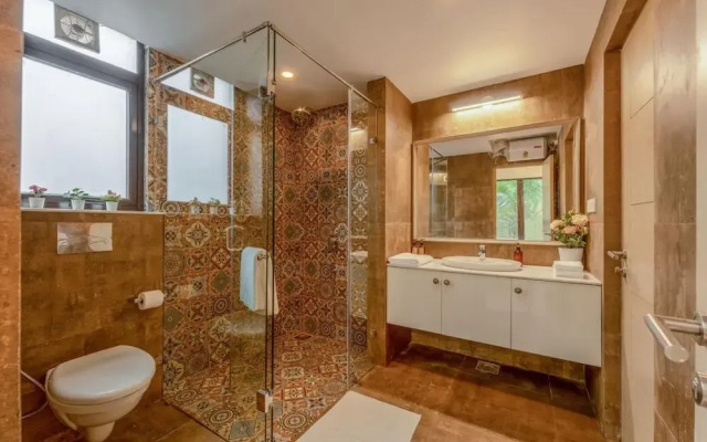 Sol Banyan by Hireavilla - 1BR w Pool in Candolim