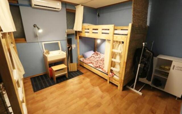 Maru Hostel Hongdae