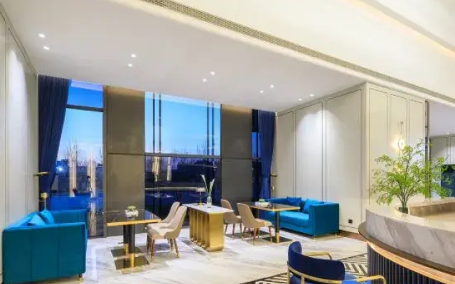 Mehood Lestie Hotel (Longhu Financial Island Zhongyuan Technology Branch
