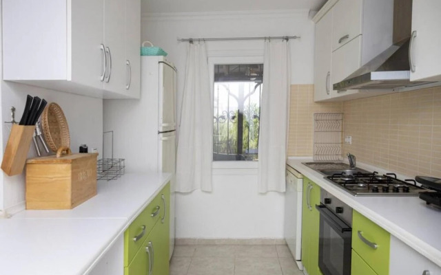 Comfy Triplex Near Beach With Garden in Bodrum
