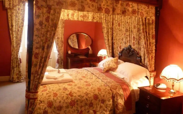 Acorn House