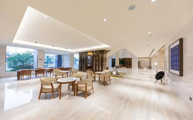 Ji Hotel (Rizhao Lighthouse Seaside Scenic Area)