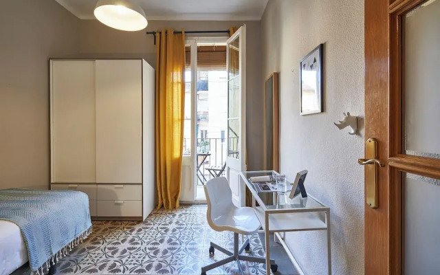 BeBarceloner Sants Apartments