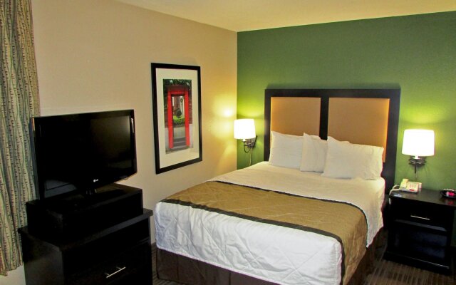 Extended Stay America Suites Washington DC Chantilly Airport