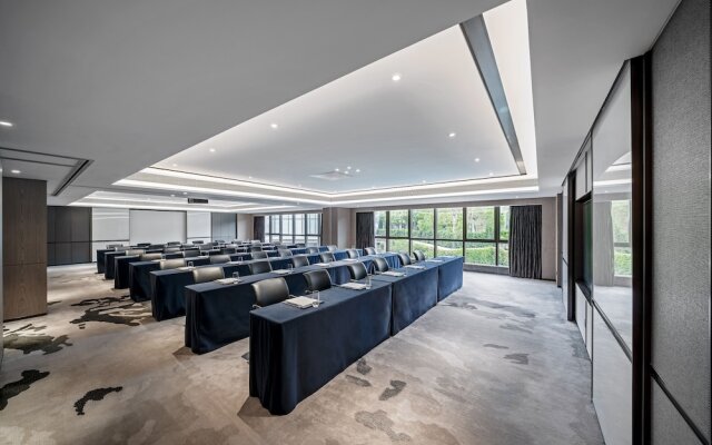 The G Shenzhen, A Tribute Portfolio Hotel