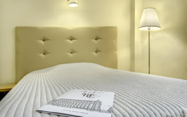Hotel Capitol