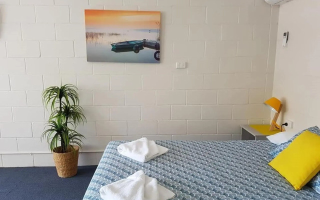 Top Spot Motel