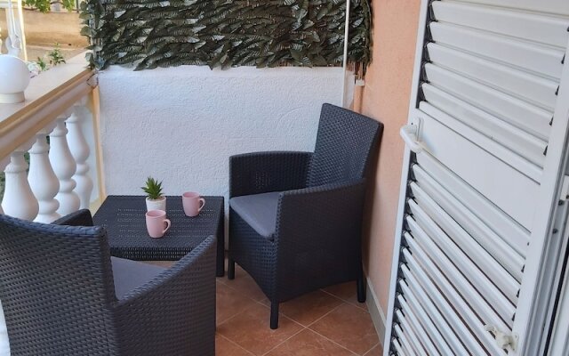 Apartments and Room Vikeli