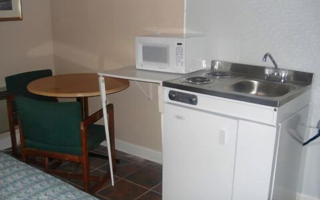 New Sea Breeze Motel