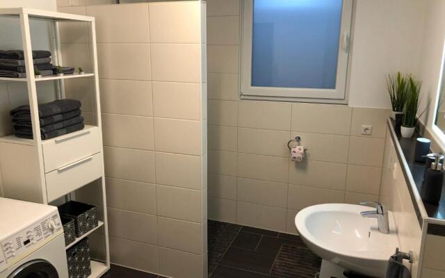 Ferienwohnung Holiday Home mit Netflix