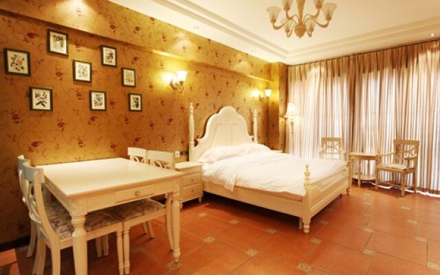 HIVC @ Chongqing Huanmei Vacation Apartment-3 Nights, Chongqing, China