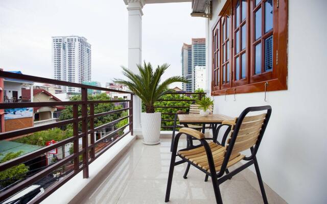 HomeFeel CS Hotel