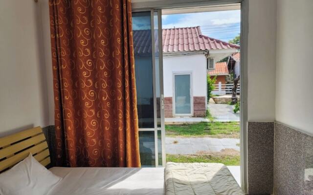 Nipa House Khoayai Villa