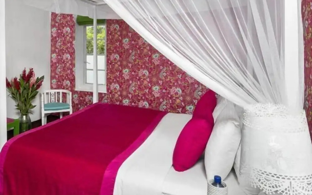 Taylors Hill Boutique Hotel