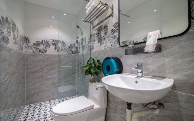 Bin Bin Hotel 11- Near Island Diamond