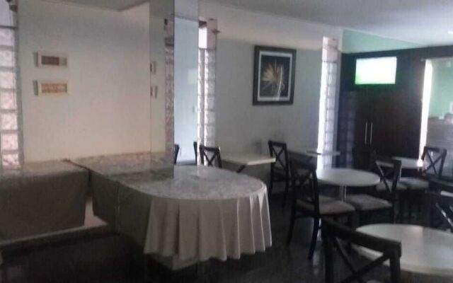 Abdon Flat Hotel